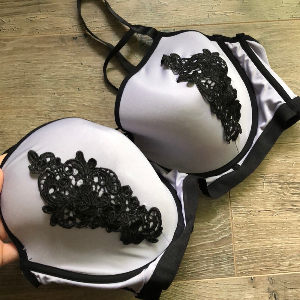 Bra - Picture 3 of 3